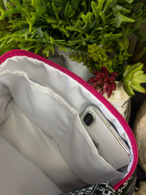 Hong Kong Pattern Center Zip Backpack (Black)
